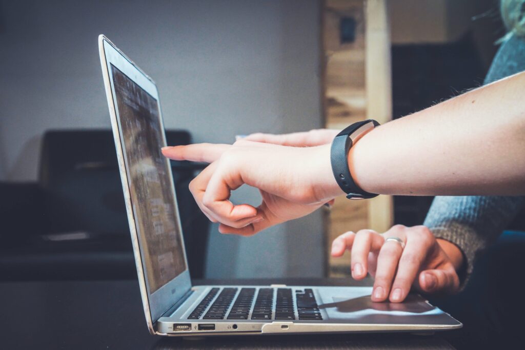 SEO Tricks To Keep Prospective Renters Engaged