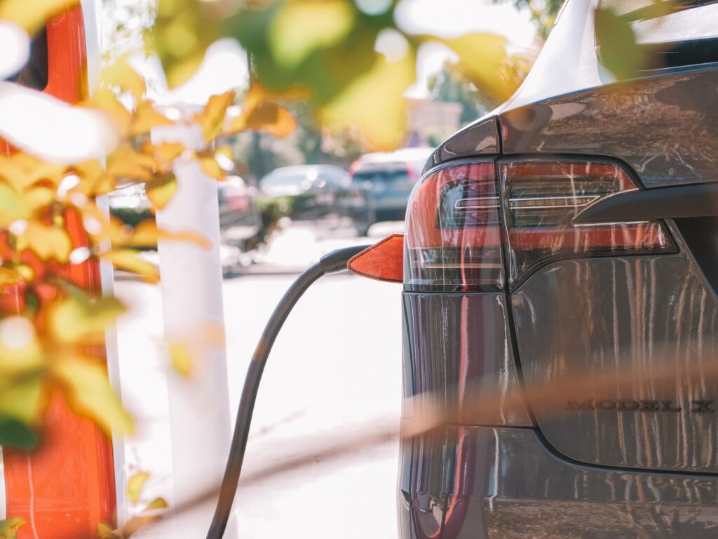4 Ways Multifamily Communities Can Promote EV Charging