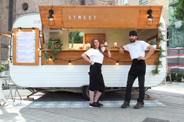 Host Community Events Like a Food Truck Night